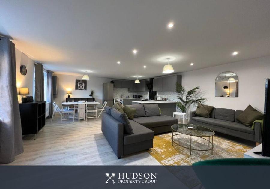 Open Plan Townhouse In Shrewsbury Villa Ngoại thất bức ảnh